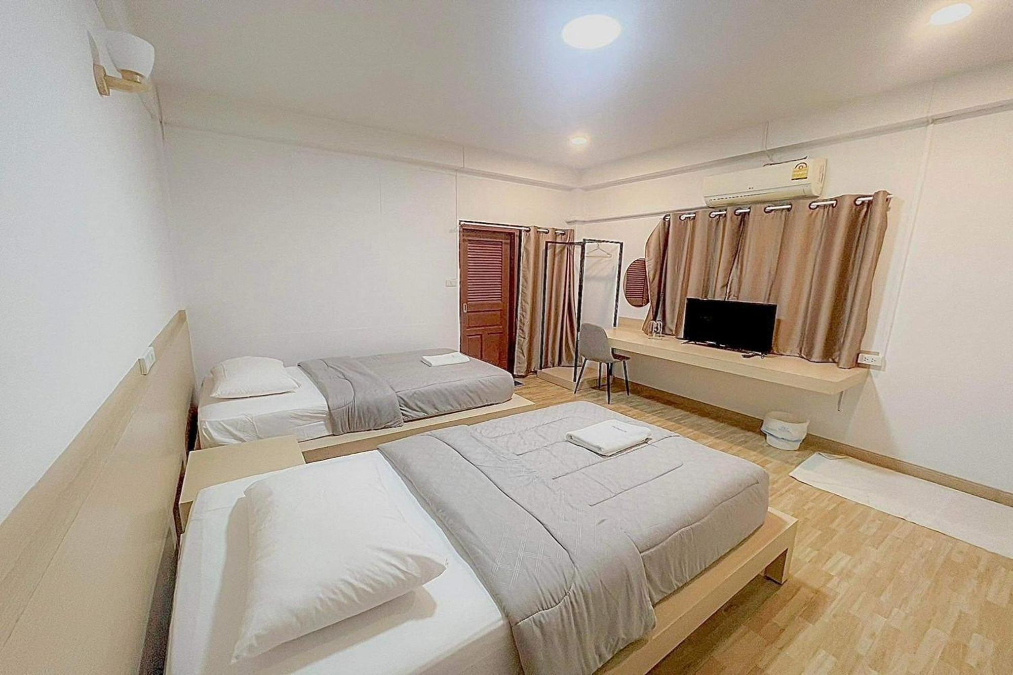 Vestique Hostel Chiang Mai Ngoại thất bức ảnh