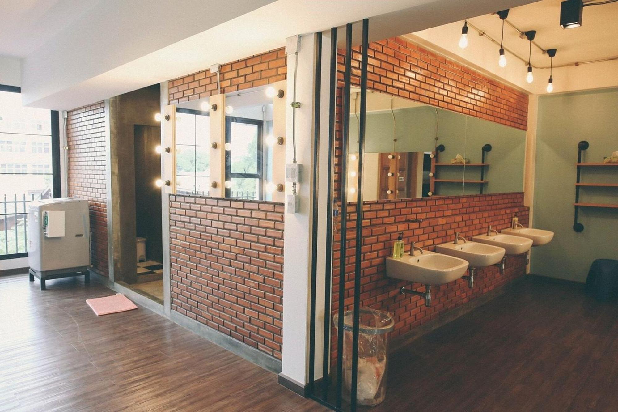 Vestique Hostel Chiang Mai Ngoại thất bức ảnh