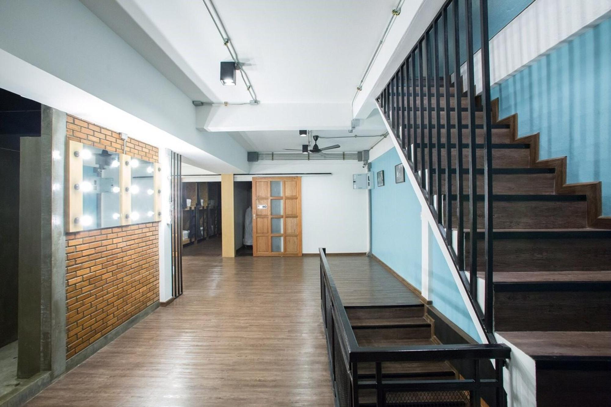 Vestique Hostel Chiang Mai Ngoại thất bức ảnh