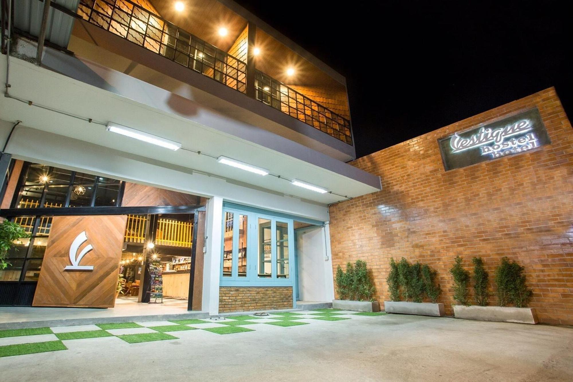 Vestique Hostel Chiang Mai Ngoại thất bức ảnh