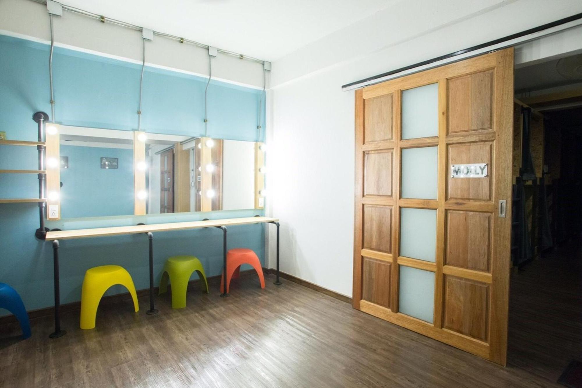 Vestique Hostel Chiang Mai Ngoại thất bức ảnh