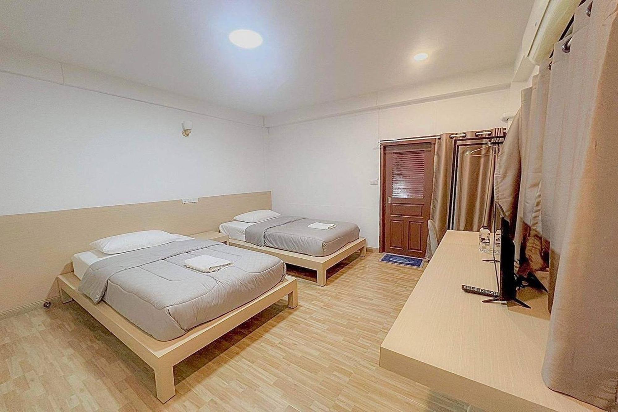Vestique Hostel Chiang Mai Ngoại thất bức ảnh